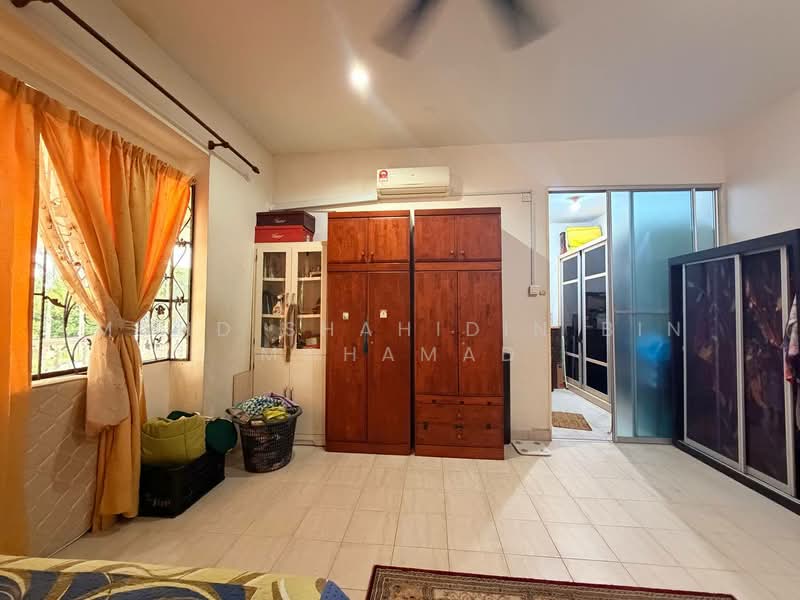 Semi-Detached House for Sale in Kajang (Selangor) - Mohd Shahidin Bin Mohamad - Living Room - PropertyGuru.com.my
