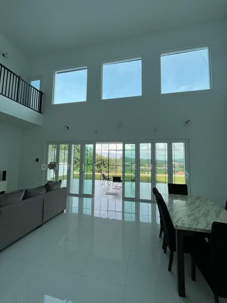 Rumah Teres untuk Dijual di Taman Mekar (Butterworth) - Dinie Akmal - Living Room - PropertyGuru.com.my