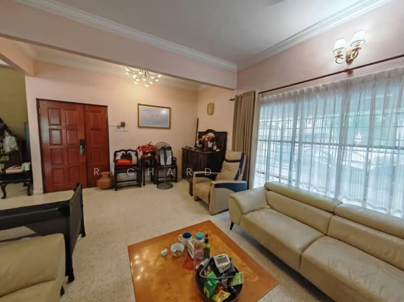 Rumah Berkembar untuk Dijual di SS2 (Petaling Jaya) - Richard Liew - Living Room - PropertyGuru.com.my