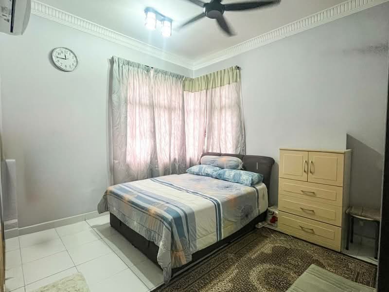 Condominium for Sale at Kristal View - Andy Riki - Bedroom - PropertyGuru.com.my
