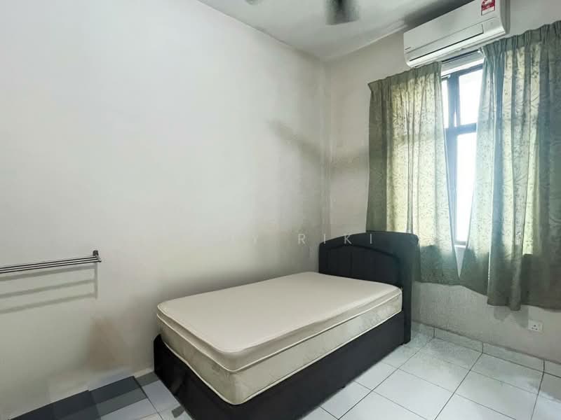 Condominium for Sale at Kristal View - Andy Riki - Bedroom - PropertyGuru.com.my