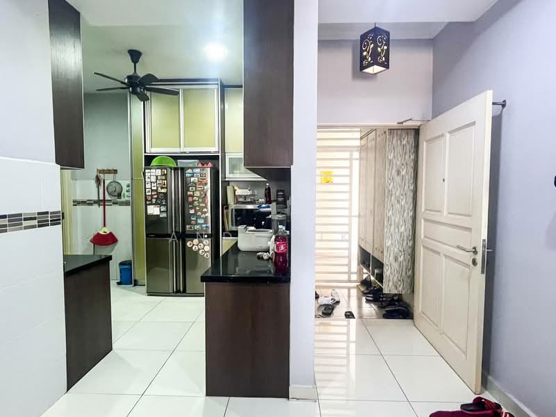 Condominium for Sale at Kristal View - Andy Riki - Kitchen - PropertyGuru.com.my
