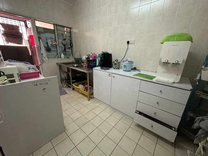 2-storey Terraced House for Sale in Sungai Long (Bandar Sungai Long) - Lewis Tam - Kitchen - PropertyGuru.com.my