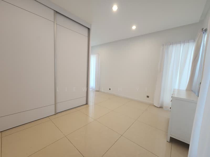 Bungalow for Rent in Iskandar Puteri (Nusajaya) (Johor) - Liew Lih Yi - Bedroom - PropertyGuru.com.my