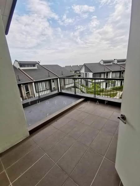 Rumah Teres 3 Tingkat untuk Dijual di Bandar Tropicana Aman (Telok Panglima Garang) - Eugene Yap - Balcony - PropertyGuru.com.my