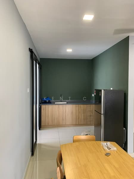 Condominium for Sale at Upper East @ Tiger Lane - Kent C - Kitchen - PropertyGuru.com.my