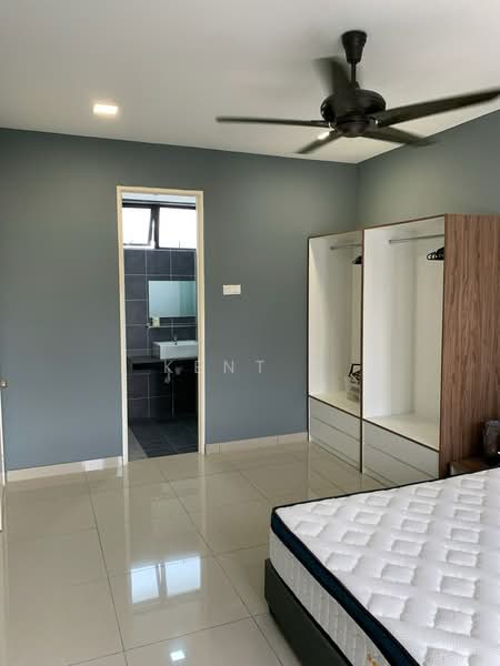 Condominium for Sale at Upper East @ Tiger Lane - Kent C - Bedroom - PropertyGuru.com.my