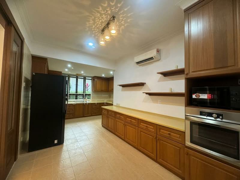 Rumah Berkembar untuk Disewa di Batu Ferringhi (Penang) - Chiew Bee - Kitchen - PropertyGuru.com.my