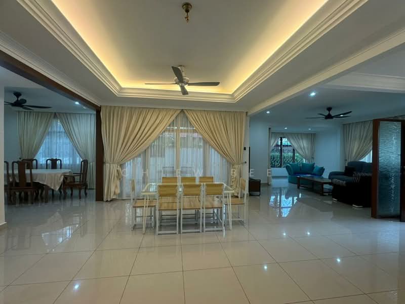 Rumah Berkembar untuk Disewa di Batu Ferringhi (Penang) - Chiew Bee - Dining Room - PropertyGuru.com.my