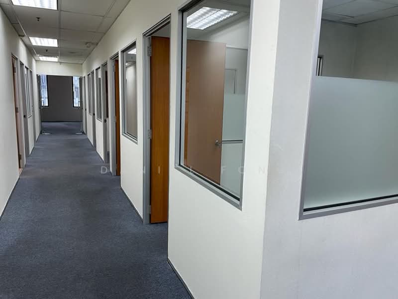 Shop / Office for Sale in KL City Centre (Kuala Lumpur) - Daniel Fong - Corridor - PropertyGuru.com.my