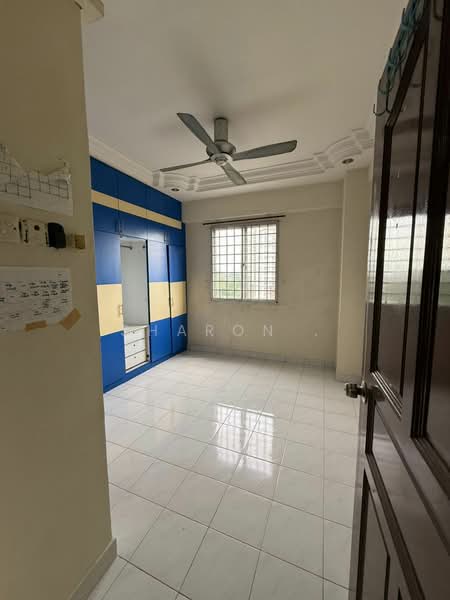 Apartment for Sale at Pangsapuri Persiaran Tanjung - Sharon . - Bedroom - PropertyGuru.com.my
