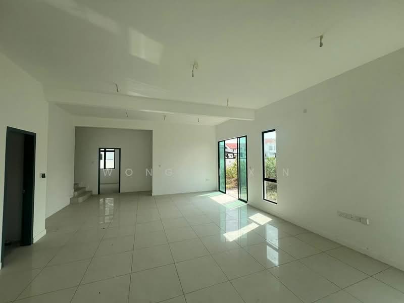 2-storey Terraced House for Sale in Bandar Dato Onn (Tebrau) - Wong Yi Xin - Living Room - PropertyGuru.com.my
