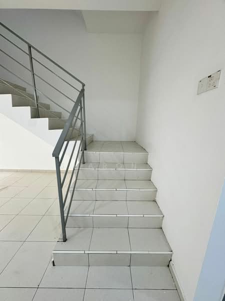 Rumah Teres 2.5 Tingkat untuk Dijual di Pasir Gudang (Johor) - Sharon . - Interior - PropertyGuru.com.my