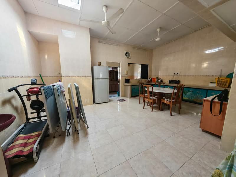 Rumah Teres 2 Tingkat untuk Dijual di Taman Satelite 2 (Bahau) - Wong Yi Xin - Kitchen - PropertyGuru.com.my
