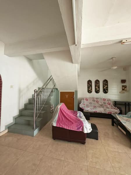 Rumah Teres 2 Tingkat untuk Dijual di Taman Satelite 2 (Bahau) - Wong Yi Xin - Living Room - PropertyGuru.com.my