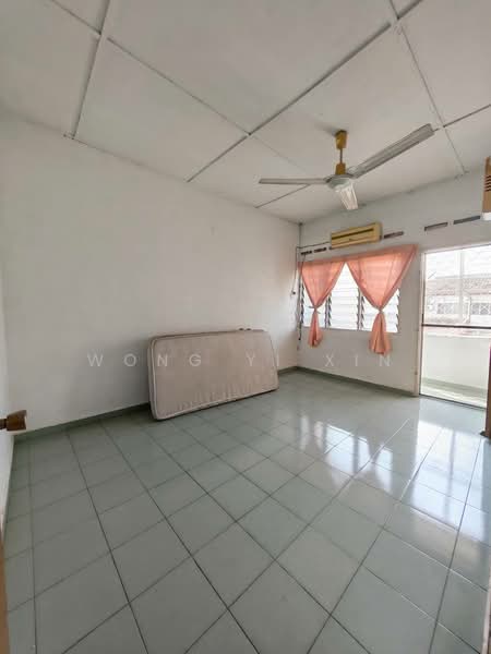 Rumah Teres 2 Tingkat untuk Dijual di Taman Satelite 2 (Bahau) - Wong Yi Xin - PropertyGuru.com.my