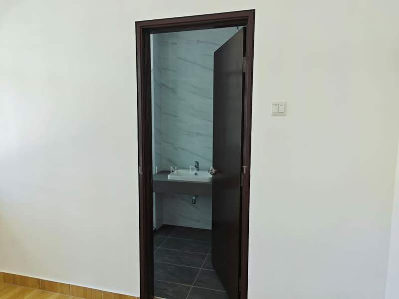 Rumah Teres 2.5 Tingkat untuk Dijual di Puchong (Selangor) - Melinda Tan - Bathroom - PropertyGuru.com.my