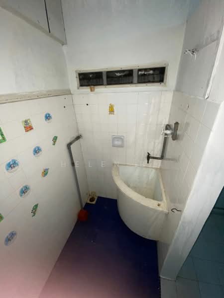 2-storey Terraced House for Rent in Bukit Serindit (Melaka City) - Helen BF - Bathroom - PropertyGuru.com.my