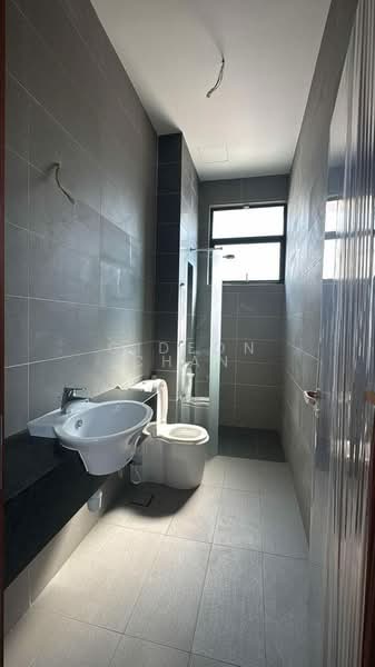 Rumah Berkembar untuk Dijual di Taman Nusa Bestari (Iskandar Puteri (Nusajaya)) - Gideon Chan - Bathroom - PropertyGuru.com.my