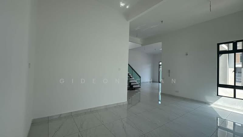 Rumah Berkembar untuk Dijual di Taman Nusa Bestari (Iskandar Puteri (Nusajaya)) - Gideon Chan - Living Room - PropertyGuru.com.my