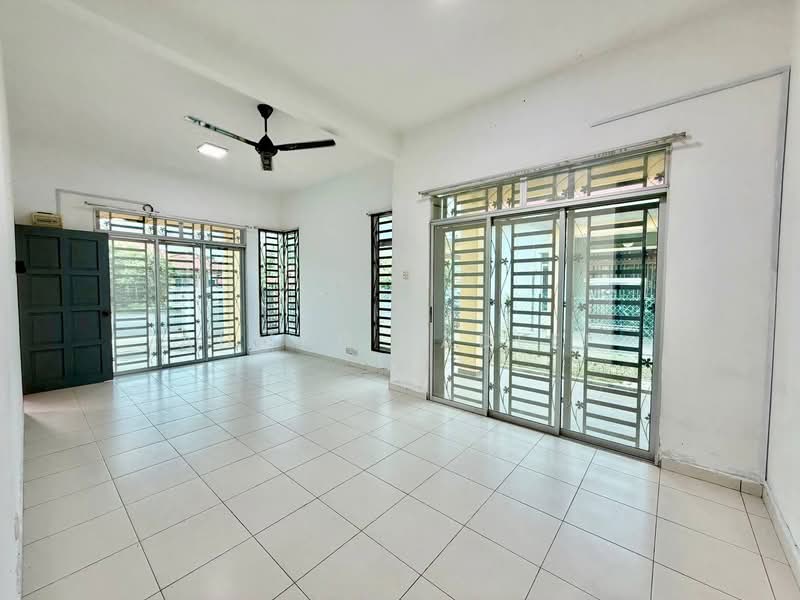 Semi-Detached House for Sale in Sepang (Selangor) - Ahmad Fadlee - PropertyGuru.com.my