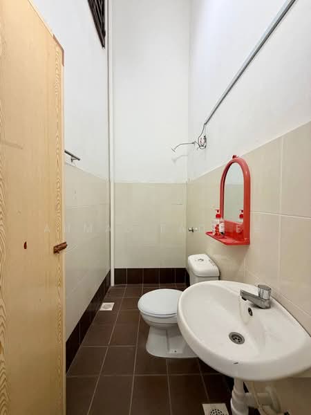 Semi-Detached House for Sale in Sepang (Selangor) - Ahmad Fadlee - PropertyGuru.com.my