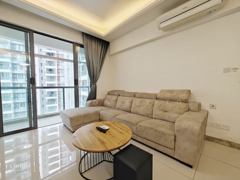 Servis Apartment untuk Dijual di R&F Princess Cove Phase 1 - Clinton See Toh - Living Room - PropertyGuru.com.my
