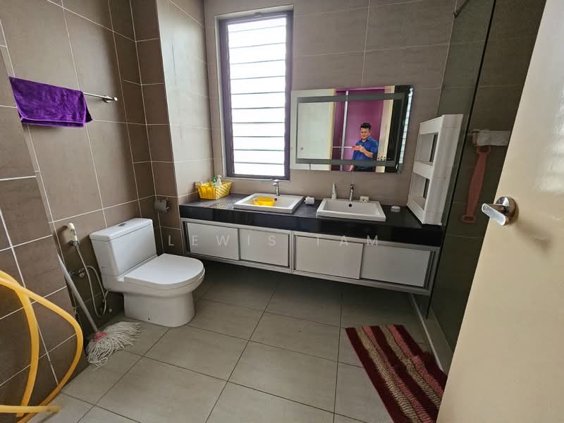 Semi-Detached House for Sale in Bandar Sungai Long (Selangor) - Lewis Tam - Bathroom - PropertyGuru.com.my