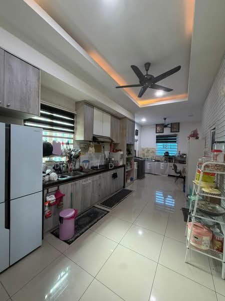Rumah Berkembar untuk Dijual di Taman Residensi Panchor (Nibong Tebal) - David Lee - Kitchen - PropertyGuru.com.my