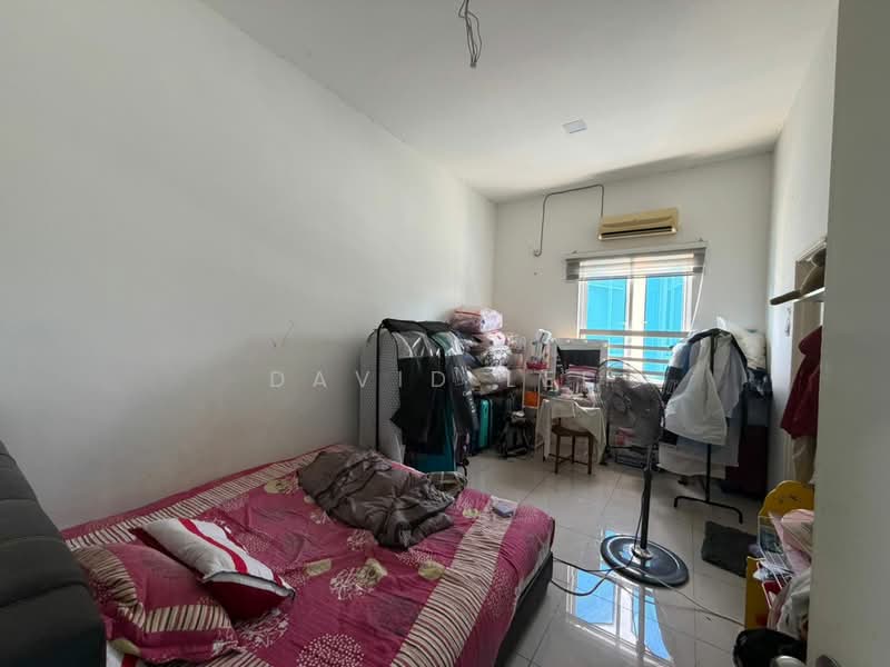 Rumah Berkembar untuk Dijual di Taman Residensi Panchor (Nibong Tebal) - David Lee - Bedroom - PropertyGuru.com.my