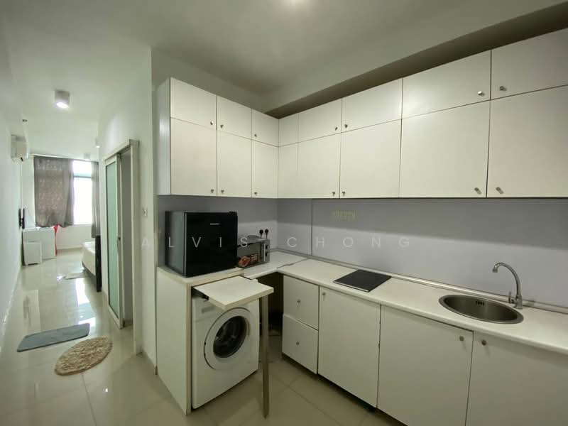 Servis Apartment untuk Disewa di Centrestage Designer Suite - Alvis Chong - Kitchen - PropertyGuru.com.my