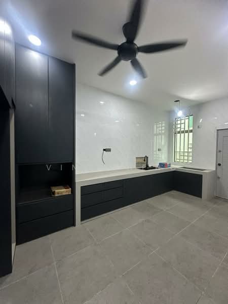 Rumah Teres 2 Tingkat untuk Dijual di Jasin (Melaka) - Vinc Pheng - Kitchen - PropertyGuru.com.my