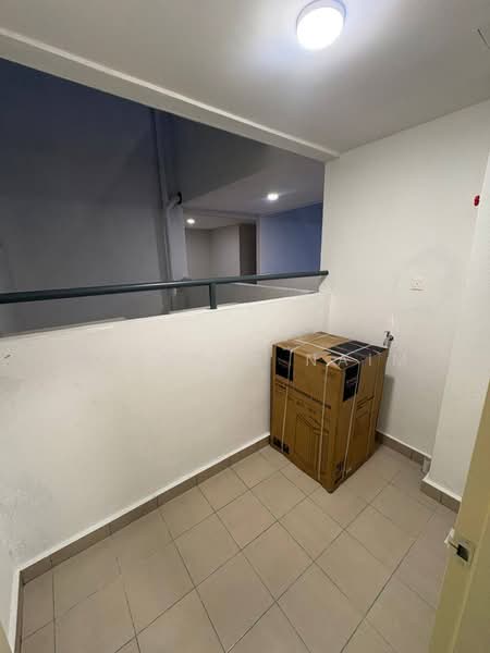 Kondominium untuk Disewa di Brezza Hill - Syahrim Naim - Balcony - PropertyGuru.com.my