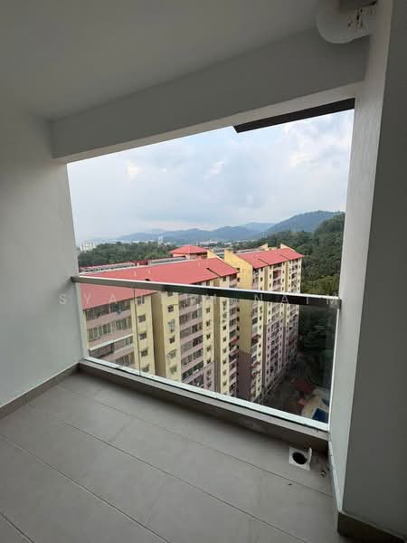 Kondominium untuk Disewa di Brezza Hill - Syahrim Naim - Balcony - PropertyGuru.com.my