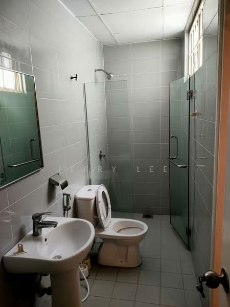 Condominium for Rent at Bukit Robson Condominium - Jerry Lee - Bathroom - PropertyGuru.com.my