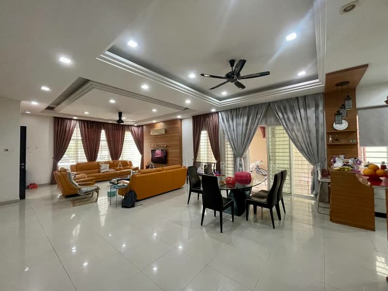 Bungalow for Sale in Kota Kemuning (Shah Alam) - Sa'a Nordin - Living Room - PropertyGuru.com.my
