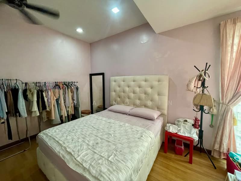 Bungalow for Sale in Kota Kemuning (Shah Alam) - Sa'a Nordin - Bedroom - PropertyGuru.com.my