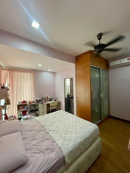 Bungalow for Sale in Kota Kemuning (Shah Alam) - Sa'a Nordin - Bedroom - PropertyGuru.com.my
