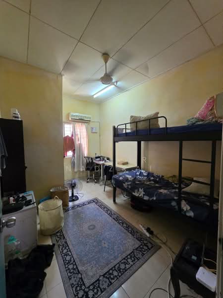 2-storey Terraced House for Sale in Bandar Baru Bangi (Selangor) - Ammeer Nadzrai - Bedroom - PropertyGuru.com.my