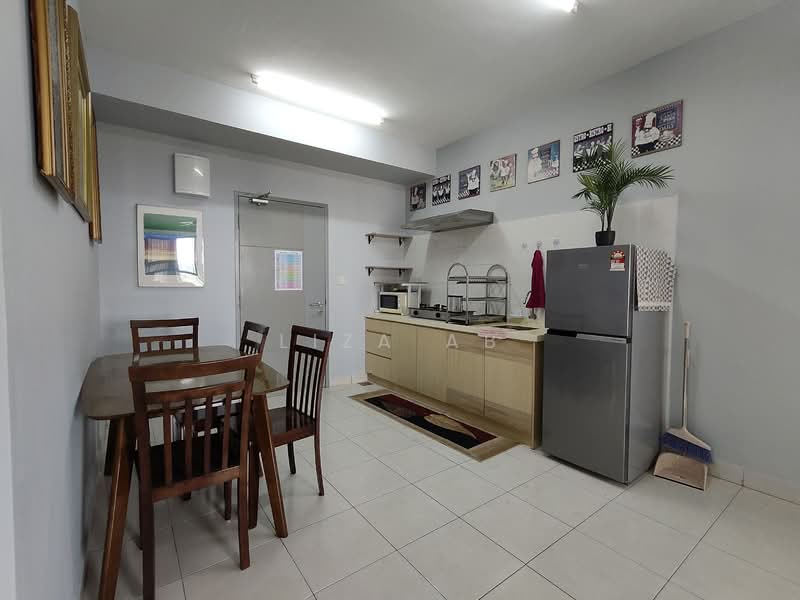 Servis Apartment untuk Dijual di Tiara Imperio Residence - Liza AB - Kitchen - PropertyGuru.com.my