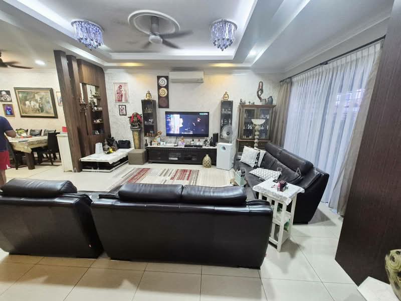 3-storey Terraced House for Sale in Mutiara Bukit Jalil (Bukit Jalil) - Ammeer Nadzrai - Living Room - PropertyGuru.com.my