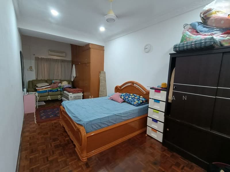 2-storey Terraced House for Sale in Seksyen 4 (Shah Alam) - Yasmin Sulaiman - Bedroom - PropertyGuru.com.my