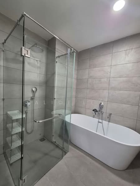 Service Residence for Rent at Dorsett Waterfront Subang - Alice Lee - Bathroom - PropertyGuru.com.my
