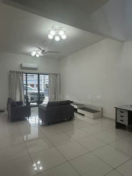 2-storey Terraced House for Rent in Puchong (Selangor) - Justin Lew - Living Room - PropertyGuru.com.my