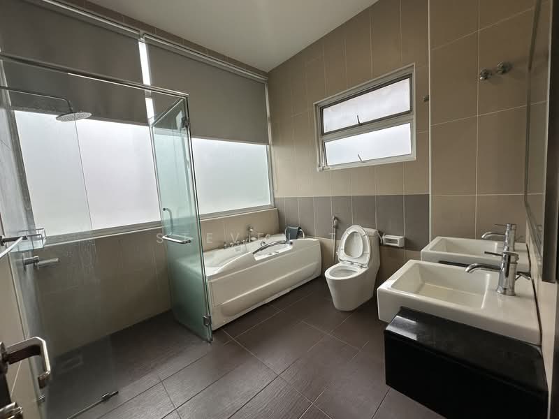 Bungalow for Sale in Setia Eco Park (Setia Alam) - Steven Tey - Bathroom - PropertyGuru.com.my