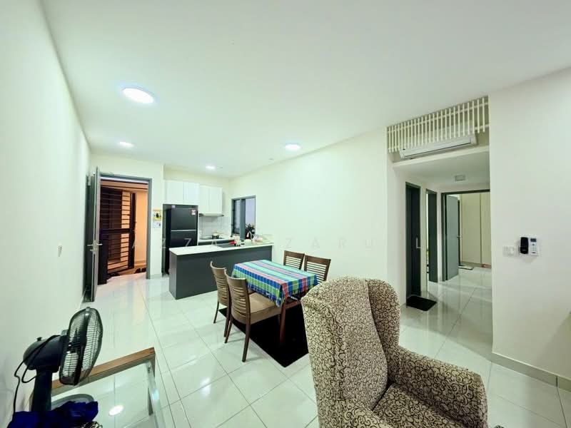 Service Residence for Sale at E'Island Lake Haven - Azzad Zarull - Kitchen - PropertyGuru.com.my