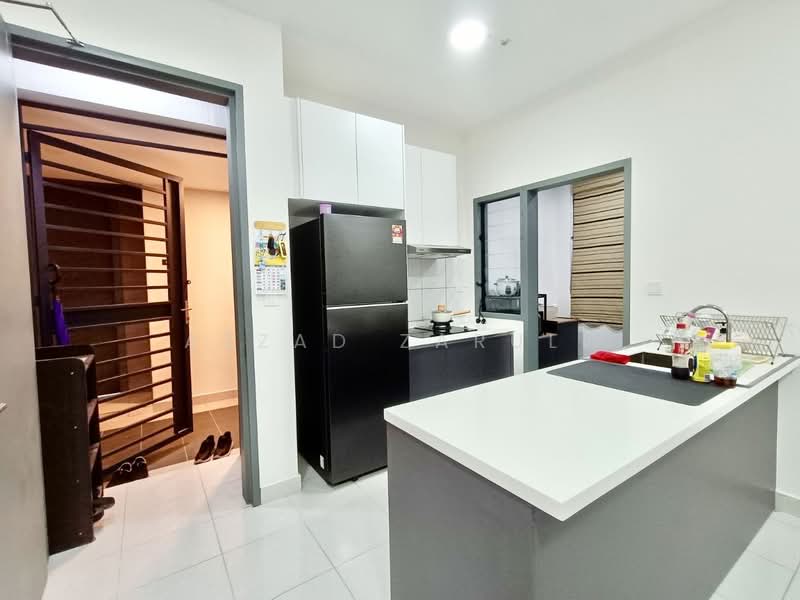 Service Residence for Sale at E'Island Lake Haven - Azzad Zarull - Kitchen - PropertyGuru.com.my