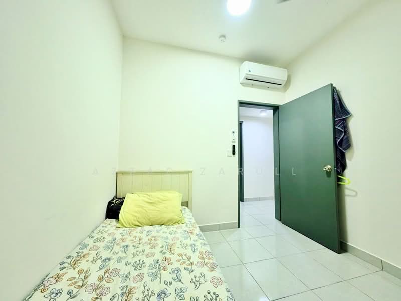 Service Residence for Sale at E'Island Lake Haven - Azzad Zarull - 3rd Bedroom - PropertyGuru.com.my