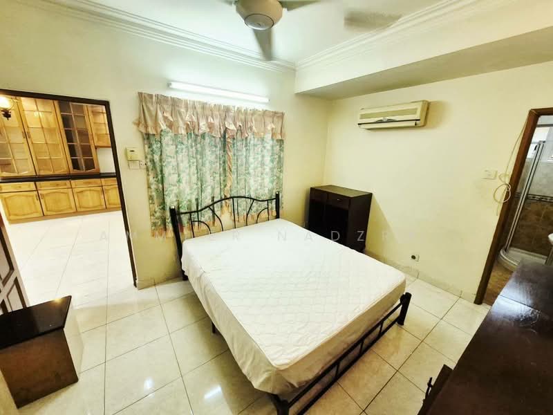 Rumah Teres 2 Tingkat untuk Dijual di Bangsar (Kuala Lumpur) - Ammeer Nadzrai - Bedroom - PropertyGuru.com.my