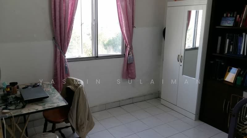 Kondominium untuk Dijual di Kemuncak Shah Alam - Yasmin Sulaiman - Study - PropertyGuru.com.my